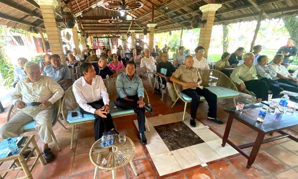 Nhân lễ kỷ niệm căn cứ địa chống Pháp ở Bình Dương, tôn vinh anh hùng liệt sĩ